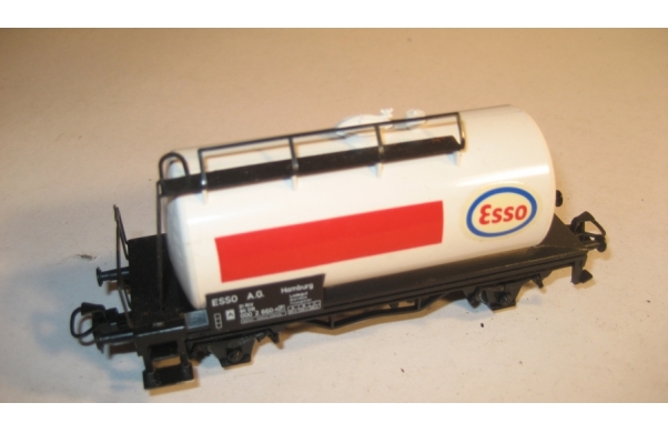 Kesselwagen Esso