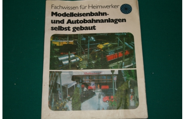 Modelleisenbahn-und Autobahnanlagen