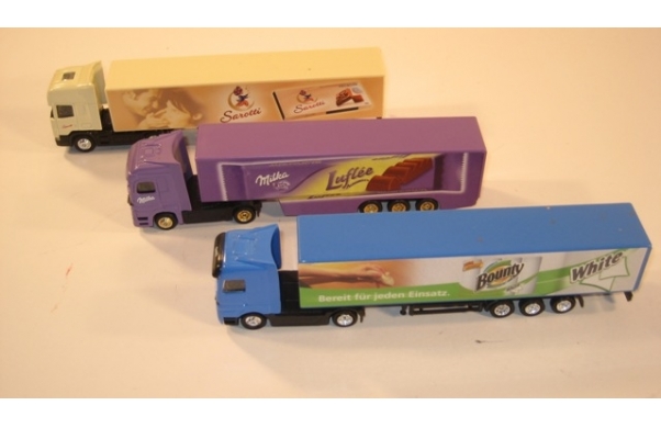 3 x Trucks, u.a. Milka