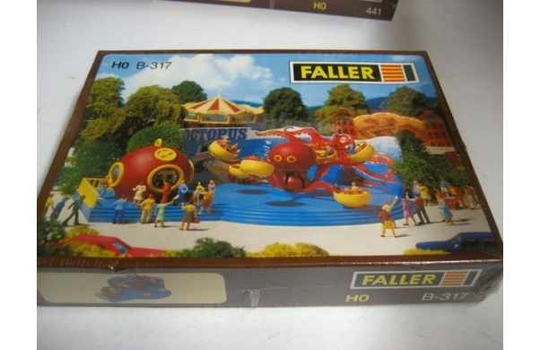 Faller, Karussell Octous