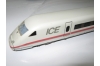 ICE, Delta, mit langem Steuerwagen