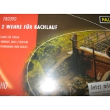 zwei Wehre für Bachlauf