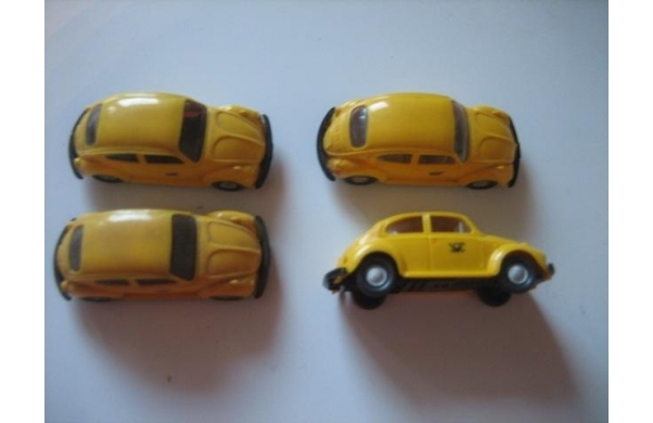 4 x VW Käfer, gelb mit Posthorn