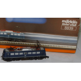 BR 110, blau