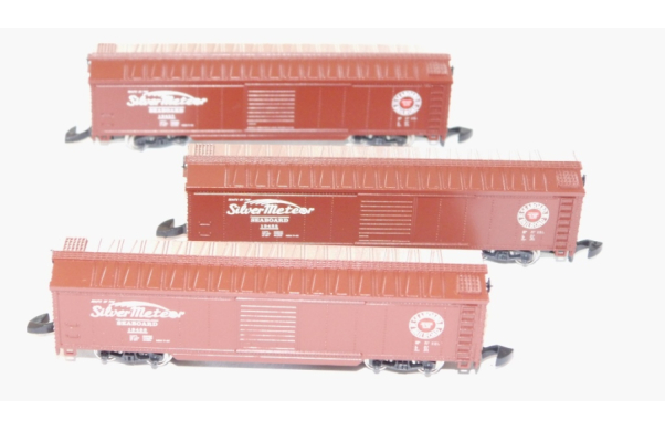 3 x US Boxcar, Silver Meteor